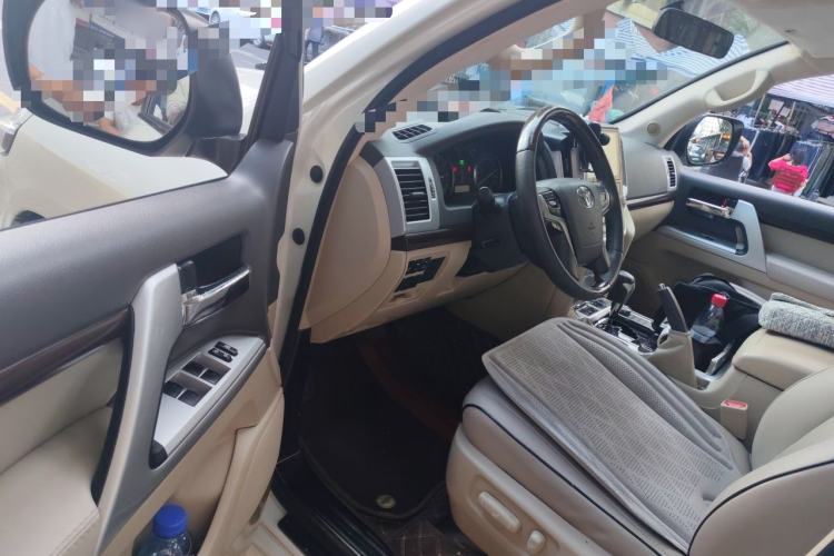 Used Toyota Land Cruiser  Driver Seat