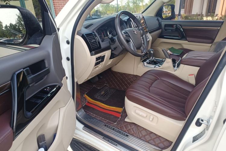 Used Toyota Land Cruiser  Driver Seat