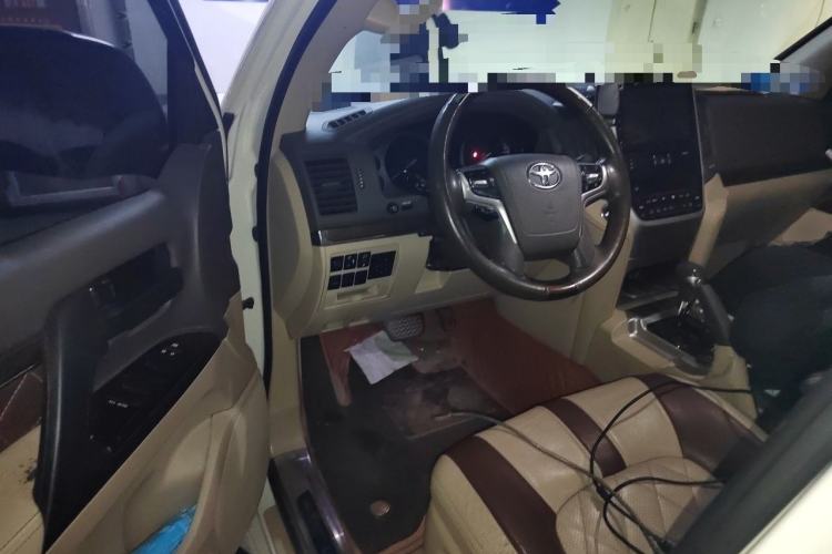 Used Toyota Land Cruiser  Driver Seat