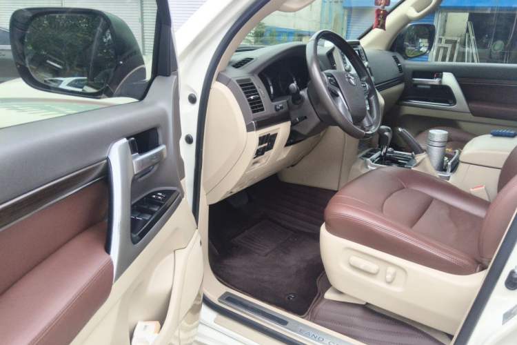 Used Toyota Land Cruiser  Driver Seat