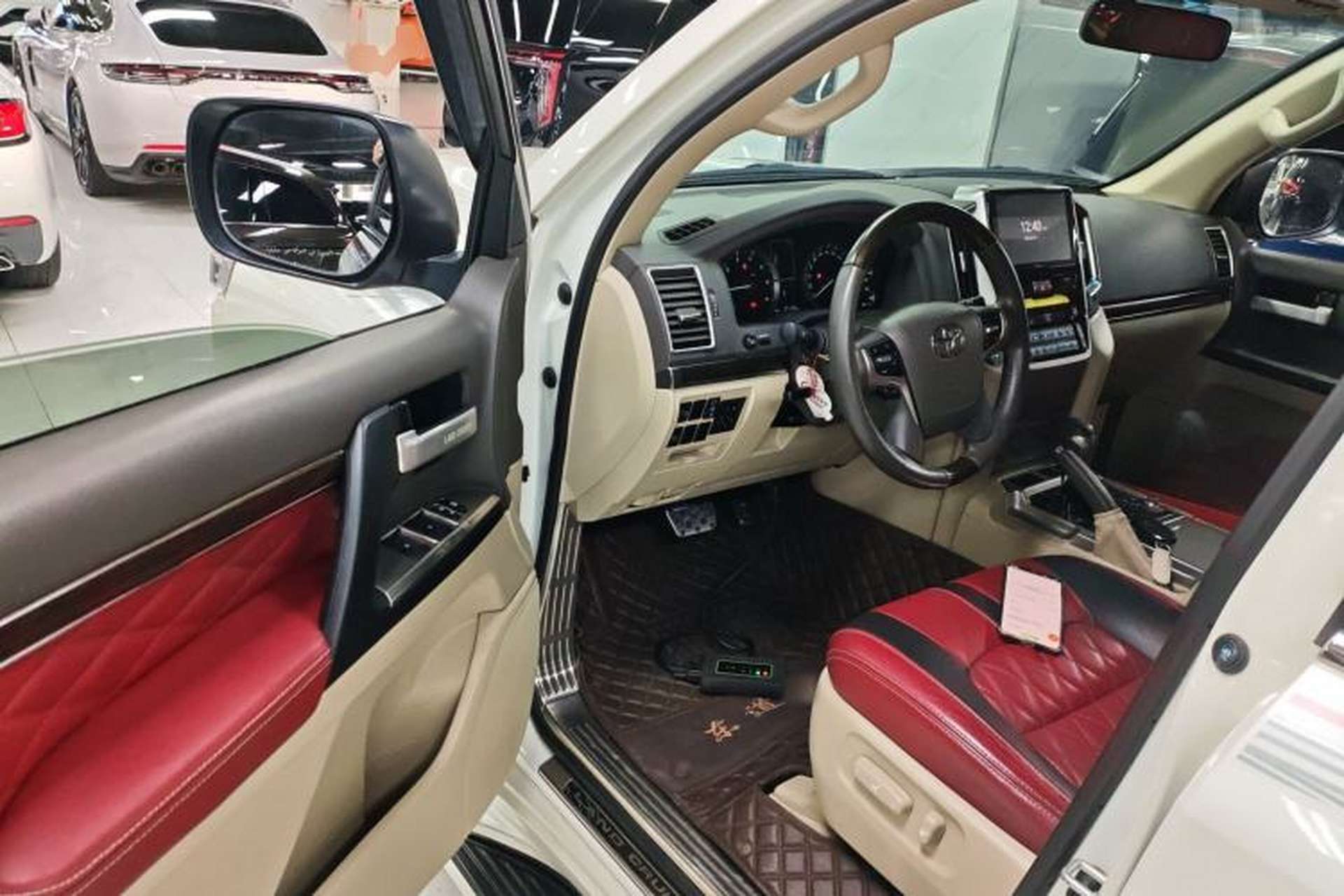 Used Toyota Land Cruiser 2019 4.0L GX-R GT Dual Fuel Velvet Middle East Driver Seat