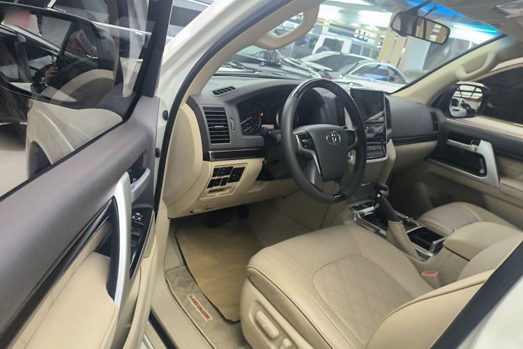 Used Toyota Land Cruiser 2019 4.0L 7-Seater Automatic Transmission Middle East Version Driver Seat