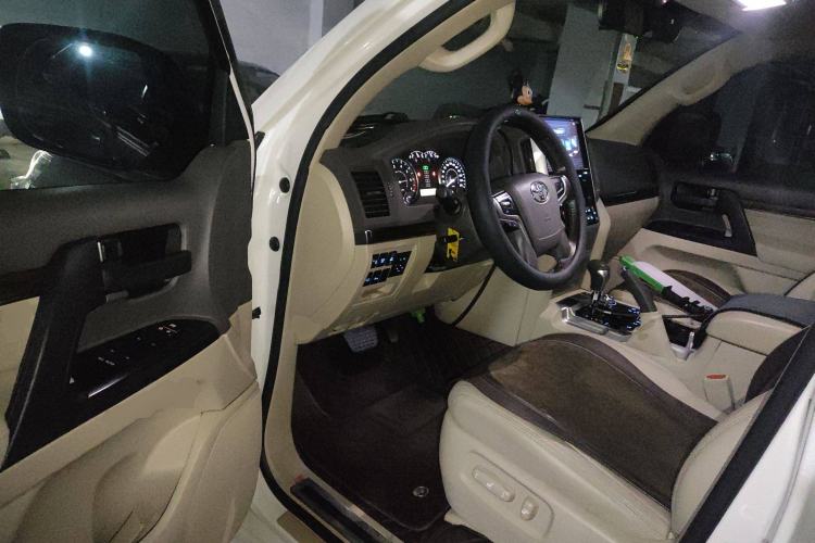 Used Toyota Land Cruiser 2019 4.0L 7-Seater Automatic Transmission Middle East Version Driver Seat