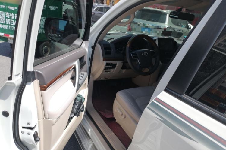 Used Toyota Land Cruiser  Driver Seat