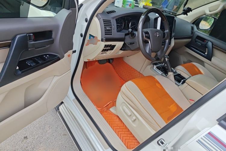 Used Toyota Land Cruiser  Driver Seat