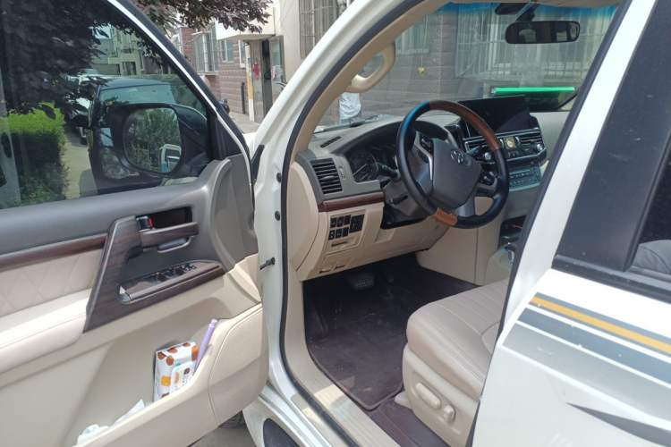 Used Toyota Land Cruiser  Driver Seat