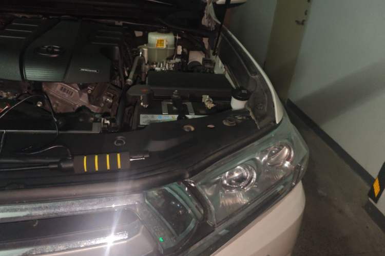 Used Toyota Land Cruiser 2019 4.0L GX-R 5-Seater Parallel Import Engine Bay Left