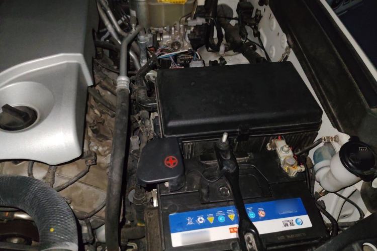 Used Toyota Land Cruiser  Engine Bay Left