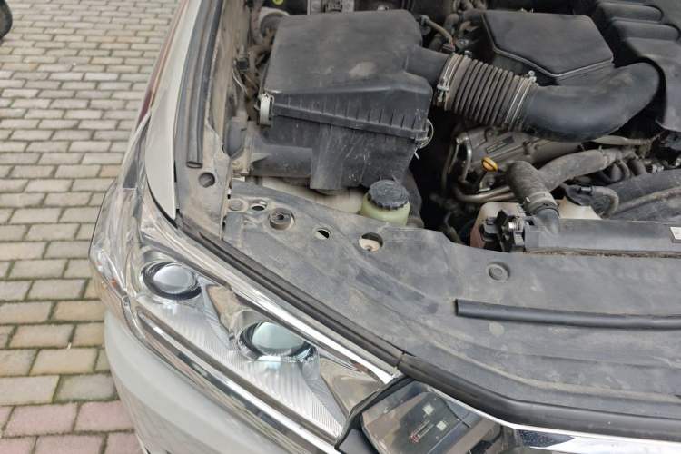 Used Toyota Land Cruiser  Engine Bay Right