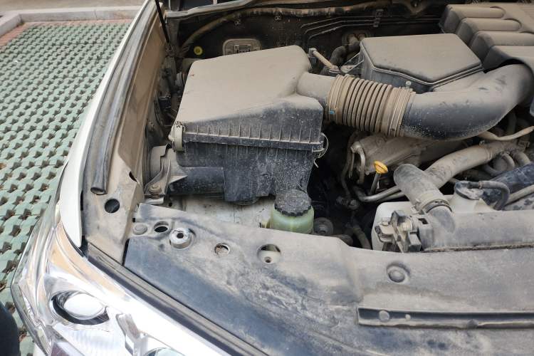 Used Toyota Land Cruiser 2019 4.0L GX-R 7 Seats Parallel Import Engine Bay Right