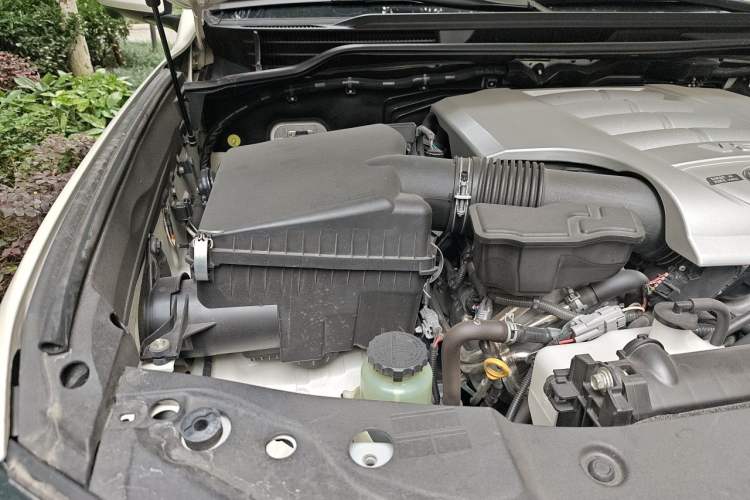 Used Toyota Land Cruiser  Engine Bay Right
