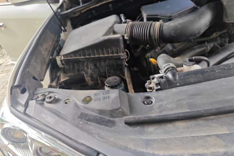 Used Toyota Land Cruiser  Engine Bay Right