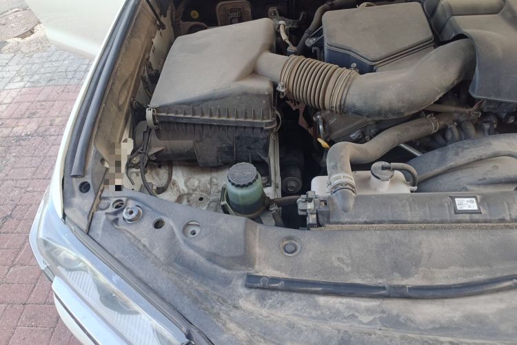 Used Toyota Land Cruiser  Engine Bay Right