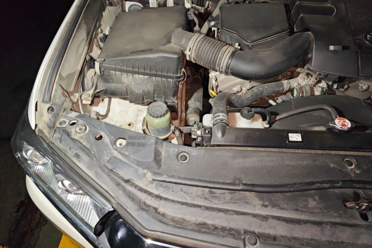 Used Toyota Land Cruiser 2019 4.0L GX-R 5-Seater Parallel Import Engine Bay Right