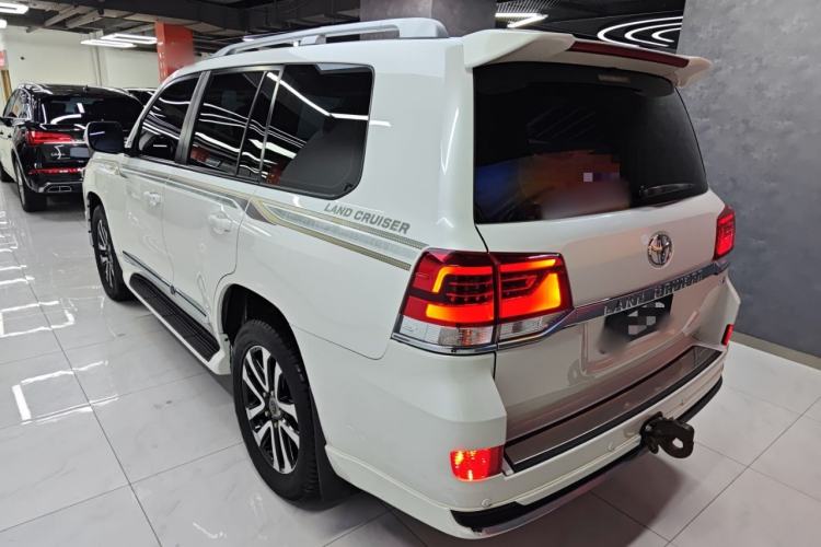 Used Toyota Land Cruiser 2019 4.0L GX-R 5-Seater Parallel Import Exterior 2