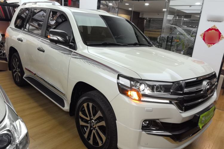 Used Toyota Land Cruiser 2019 4.0L GX-R GT 8-Cylinder Genuine Leather – Middle East Exterior 2