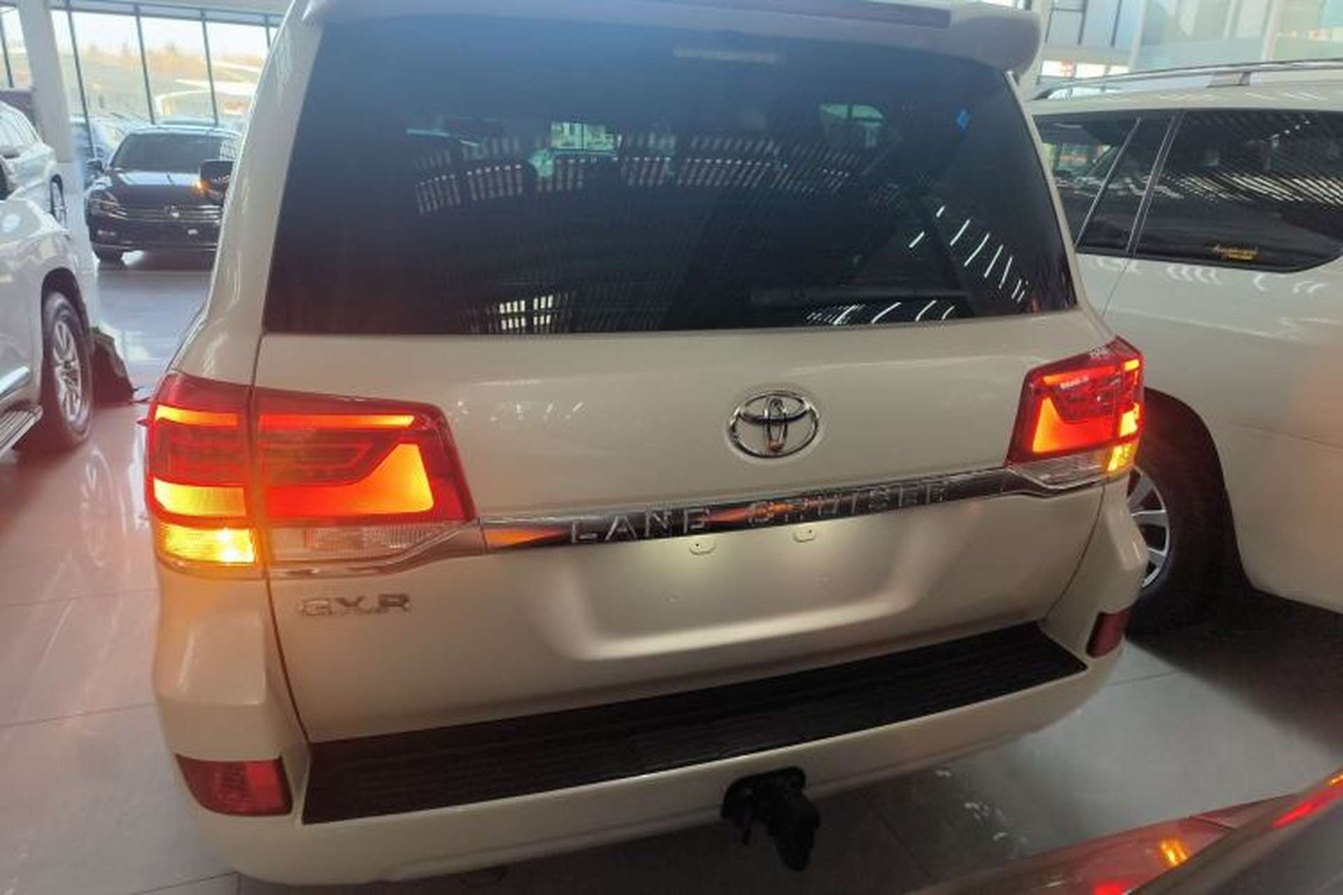 Used Toyota Land Cruiser 2019 4.0L GX-R 7 Seats Parallel Import Exterior 4