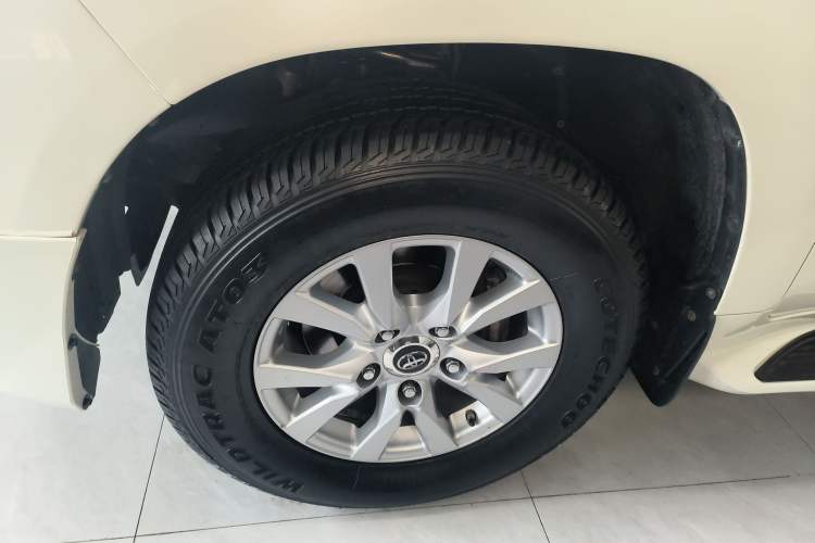 Used Toyota Land Cruiser 2019 4.0L GX-R 7 Seats Parallel Import Exterior 7