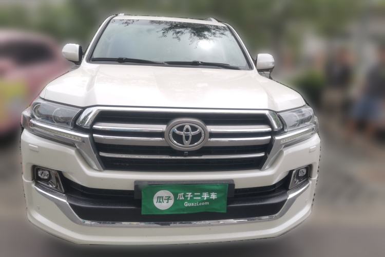 Used Toyota Land Cruiser  Front