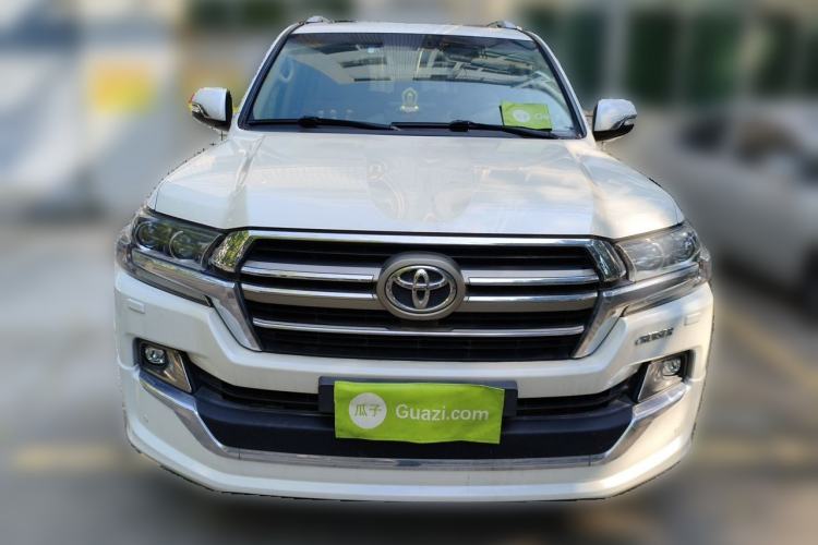 Used Toyota Land Cruiser  Front