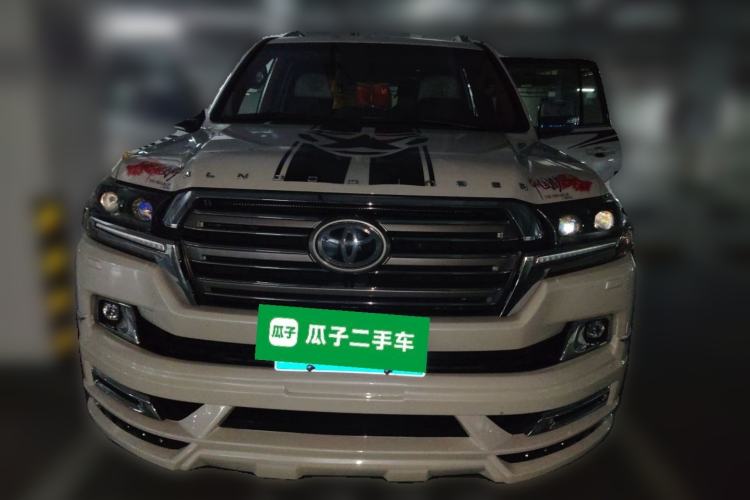 Used Toyota Land Cruiser  Front