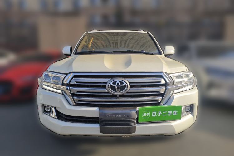 Used Toyota Land Cruiser  Front
