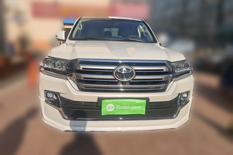 Used Toyota Land Cruiser  Front