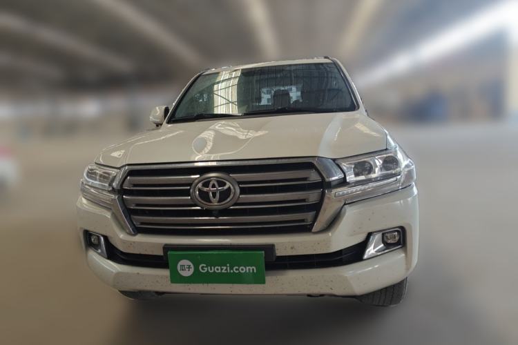 Used Toyota Land Cruiser  Front