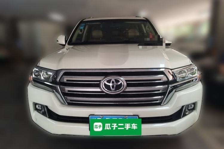 Used Toyota Land Cruiser  Front