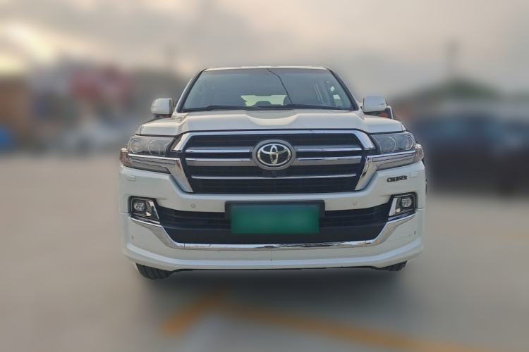 Used Toyota Land Cruiser 2019 4.0L GX-R GT Dual Fuel Sunroof Velvet Interior – Middle East Specification Front