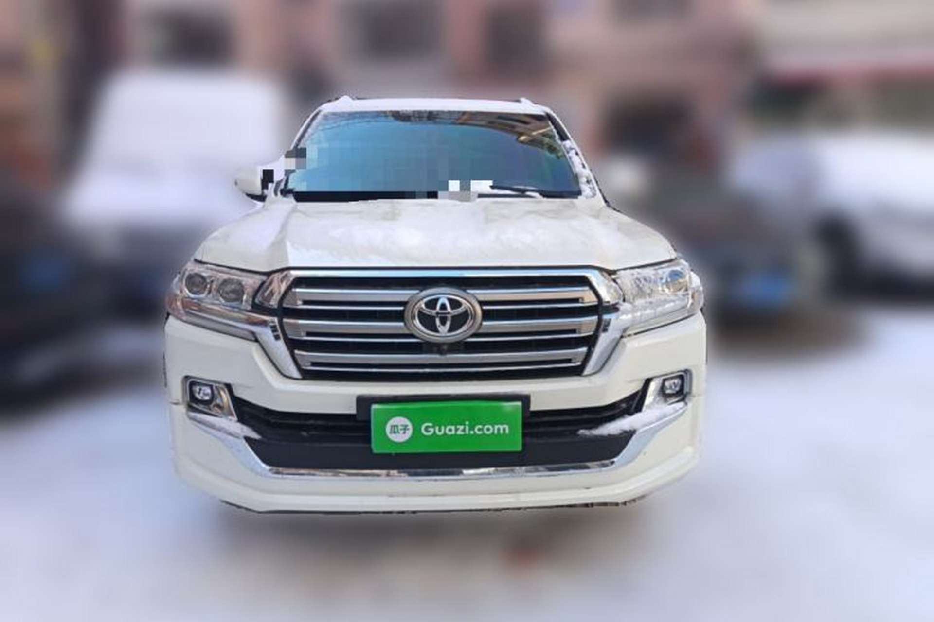 Used Toyota Land Cruiser 2019 4.0L Iron Wheels Refrigerator with Electric Base Basic Version—Middle East Front