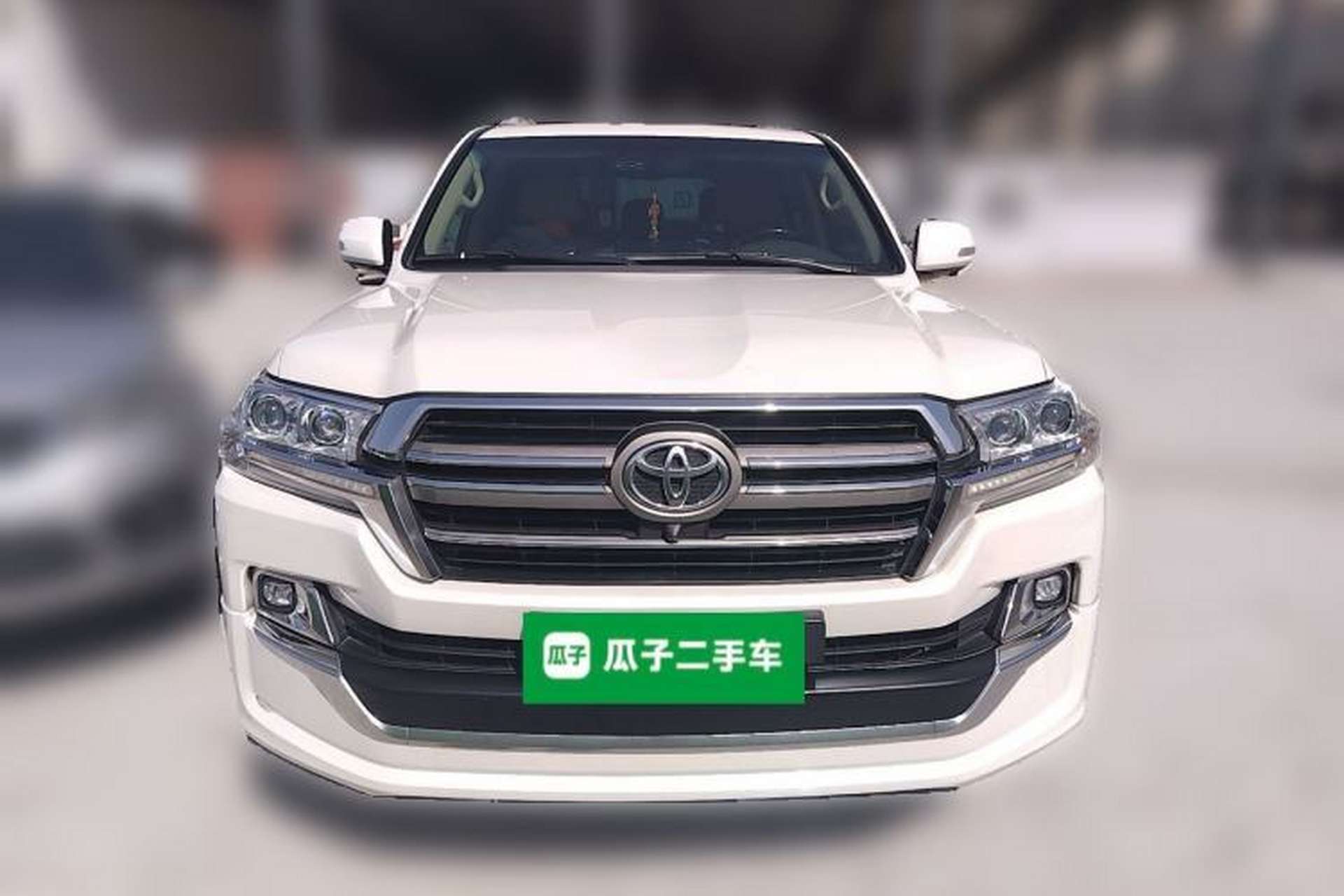 Used Toyota Land Cruiser  Front