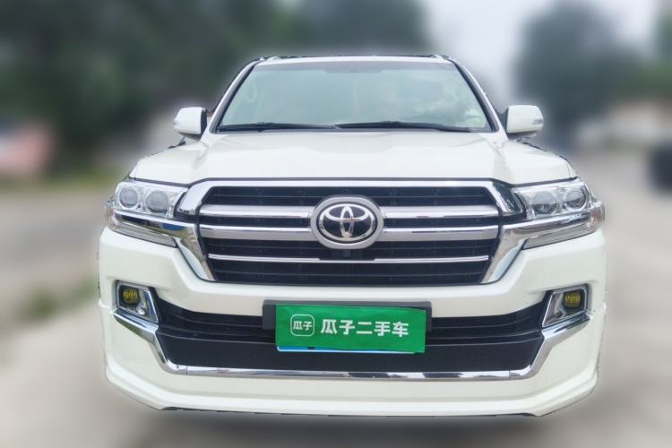 Used Toyota Land Cruiser  Front