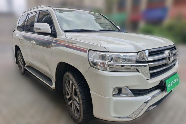 Used Toyota Land Cruiser  Front Right 45 Deg