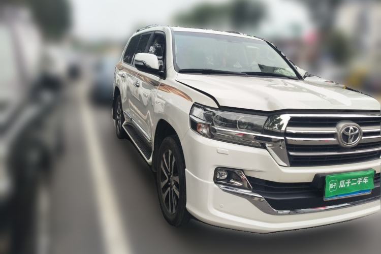 Used Toyota Land Cruiser  Front Right 45 Deg