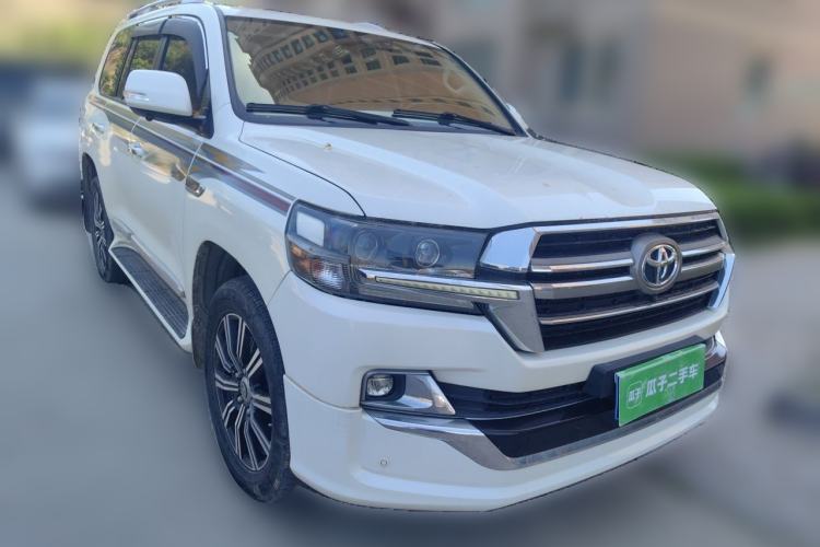 Used Toyota Land Cruiser  Front Right 45 Deg