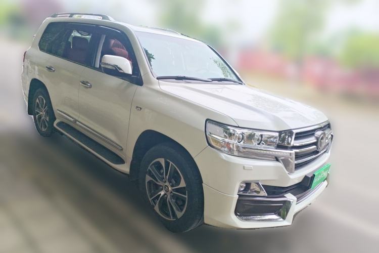 Used Toyota Land Cruiser  Front Right 45 Deg