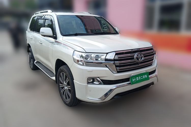 Used Toyota Land Cruiser  Front Right 45 Deg