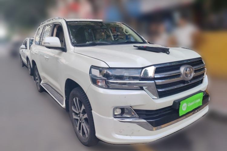 Used Toyota Land Cruiser  Front Right 45 Deg