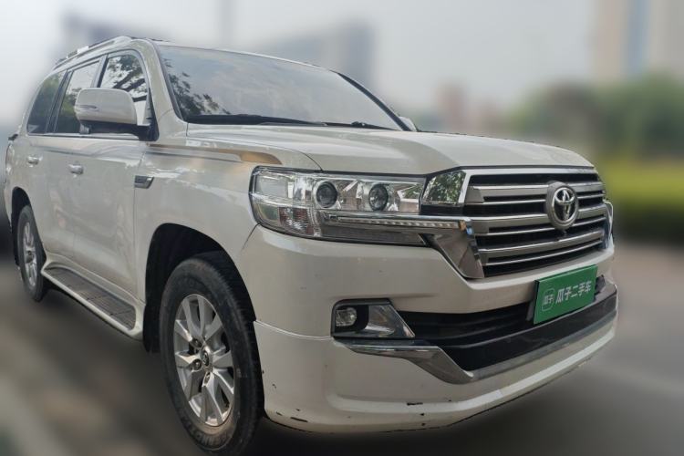 Used Toyota Land Cruiser  Front Right 45 Deg