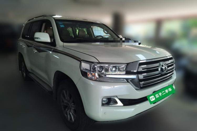 Used Toyota Land Cruiser  Front Right 45 Deg