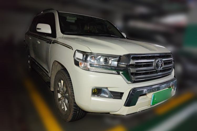 Used Toyota Land Cruiser 2019 4.0L GX-R 5-Seater Parallel Import Front Right 45 Deg