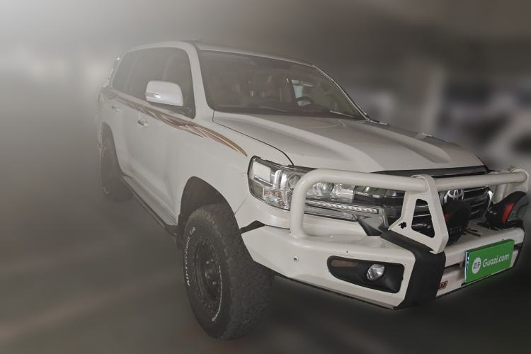 Used Toyota Land Cruiser  Front Right 45 Deg