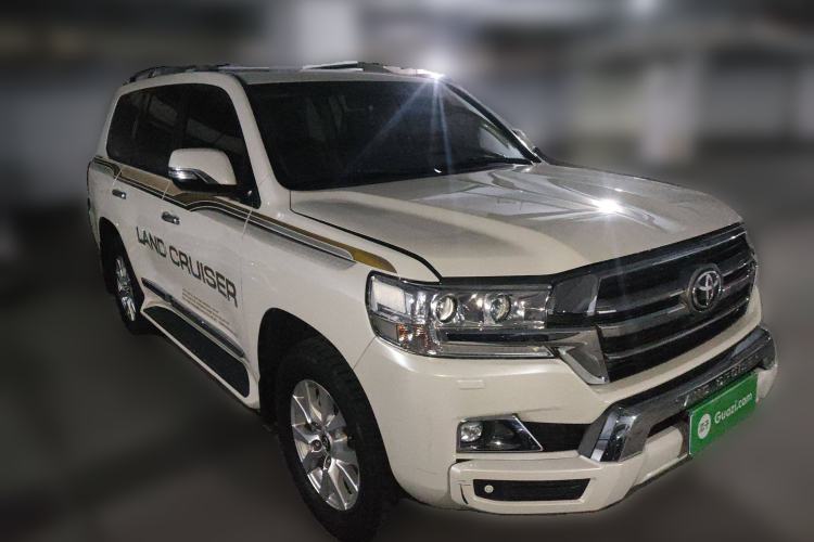 Used Toyota Land Cruiser 2019 4.0L 7-Seater Automatic Transmission Middle East Version Front Right 45 Deg