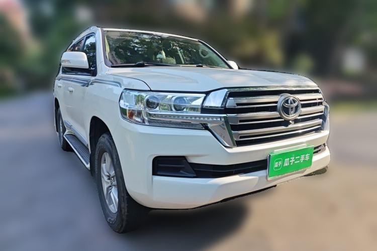 Used Toyota Land Cruiser 2019 4.0L 7-Seater Automatic Transmission Middle East Version Front Right 45 Deg