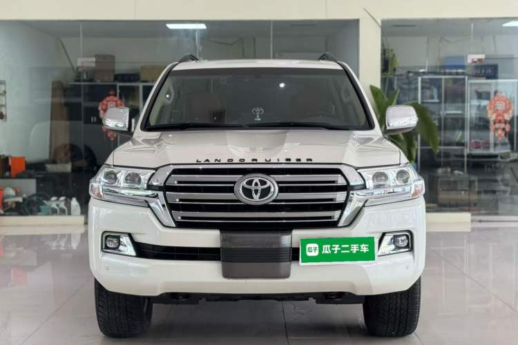 Used Toyota Land Cruiser 2019 4.0L GX-R 7 Seats Parallel Import Front