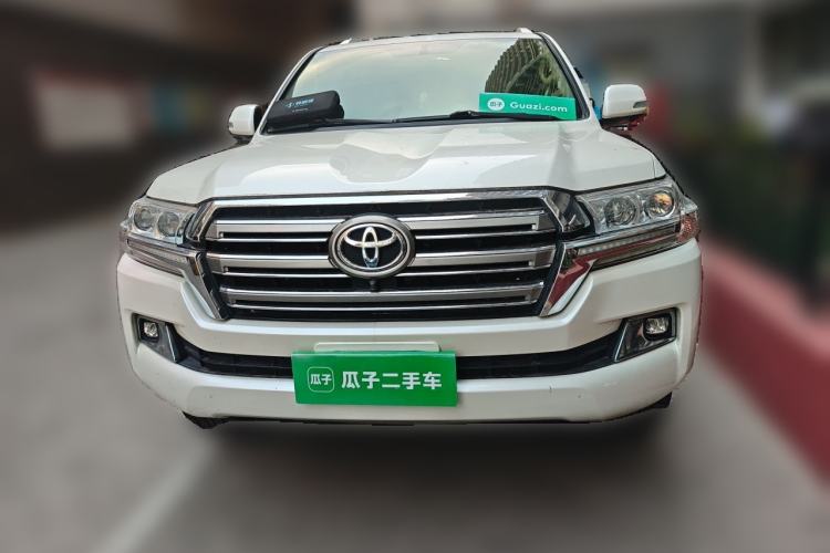 Used Toyota Land Cruiser  Front