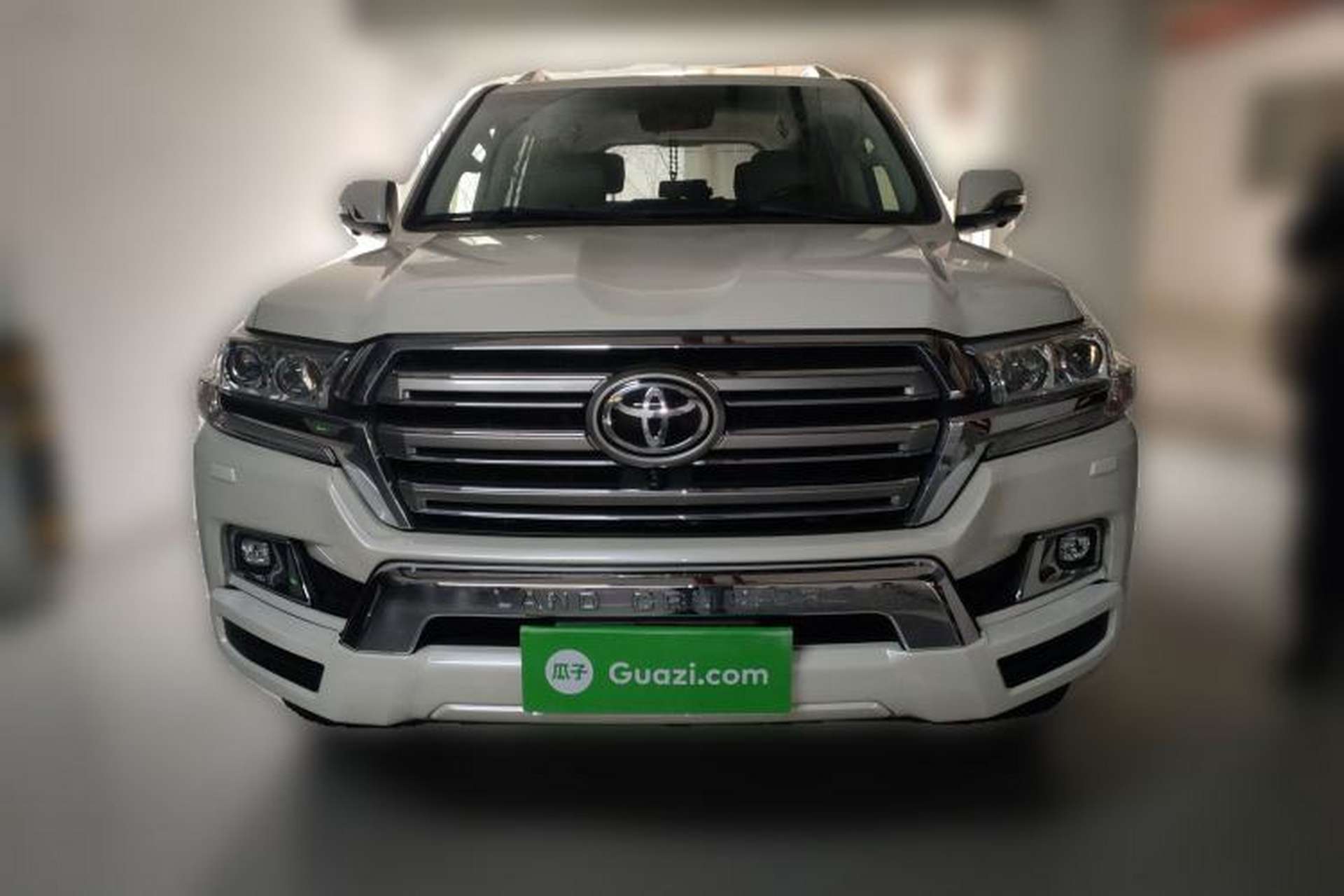 Used Toyota Land Cruiser  Front