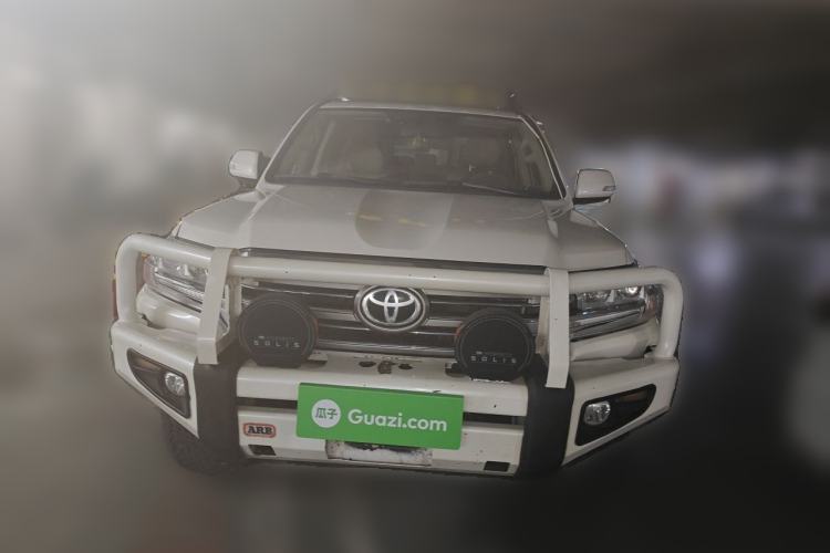 Used Toyota Land Cruiser  Front