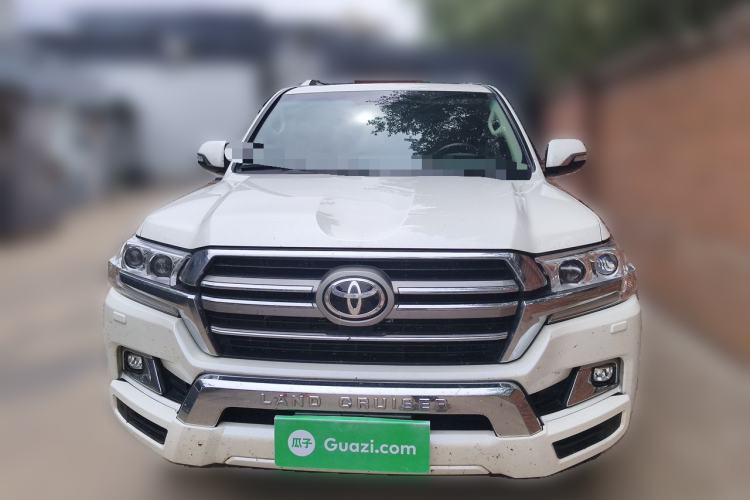 Used Toyota Land Cruiser  Front